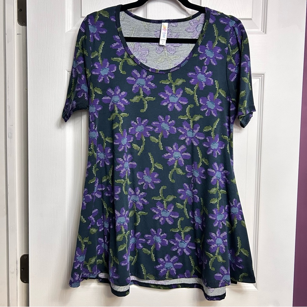 LuLaRoe Perfect T